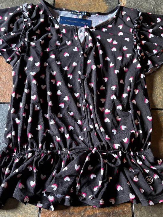 Adrienne Vittadini Tops - NWT Adrienne Vittadini black peplum top with white & pink hearts, L